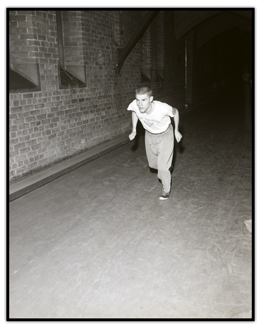 Bruce Kidd en entraînement