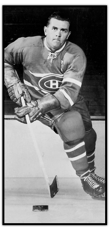 Maurice Richard en possession de la rondelle