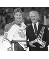 Wayne Gretzky receiving the Emery Edge award